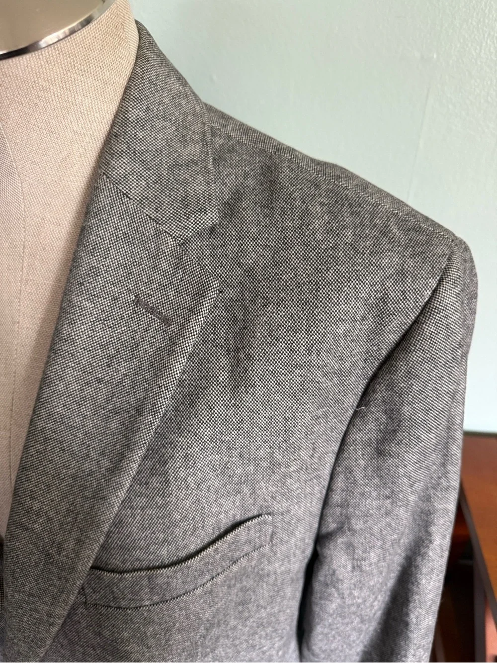 Banana Republic Tailored Fit Cotton Italian Fabric Grey Black Blazer Size 42R